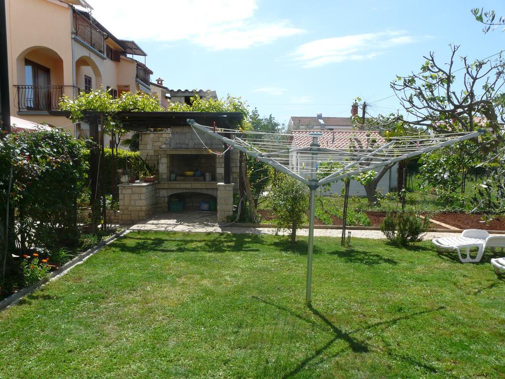 Apartments Mirela Пореч Экстерьер фото